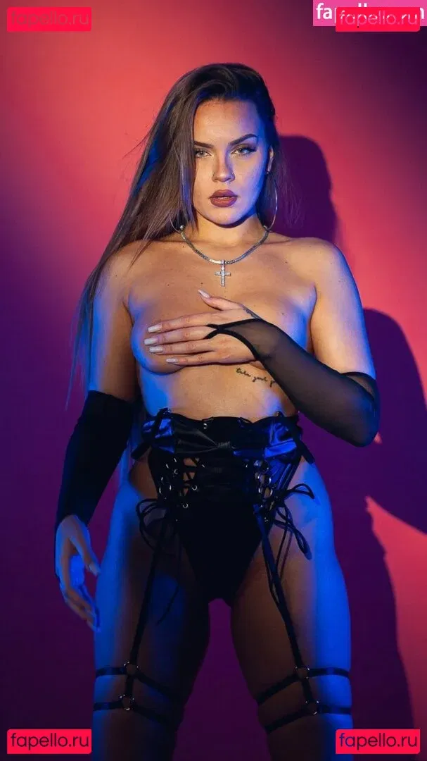 queendee113 Onlyfans Photo Gallery 