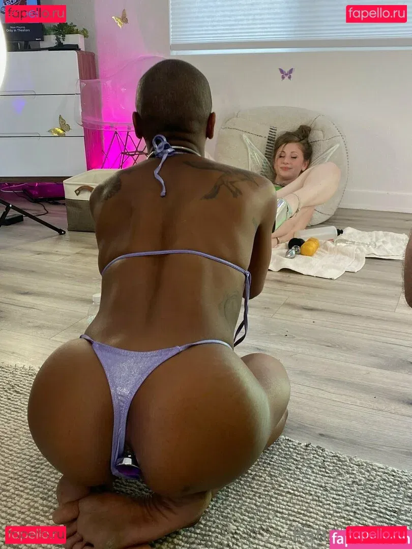 thecleopanda Onlyfans Photo Gallery 