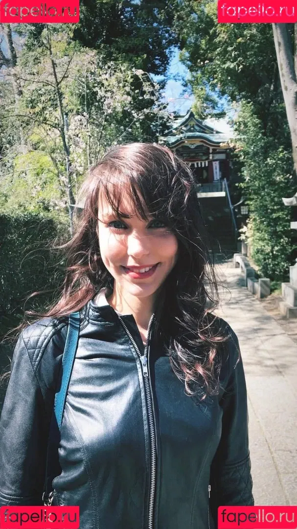 Stefanie Joosten Onlyfans Photo Gallery 
