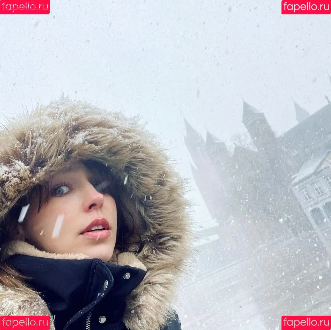Stefanie Joosten Onlyfans Photo Gallery 