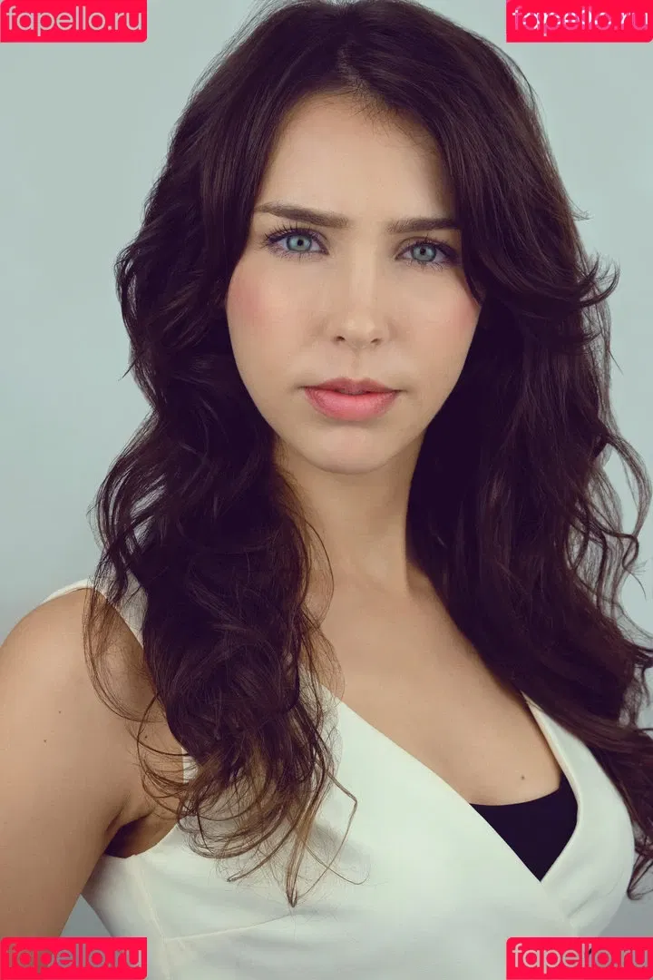 Stefanie Joosten Onlyfans Photo Gallery 