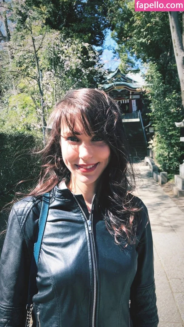 Stefanie Joosten Onlyfans Photo Gallery 