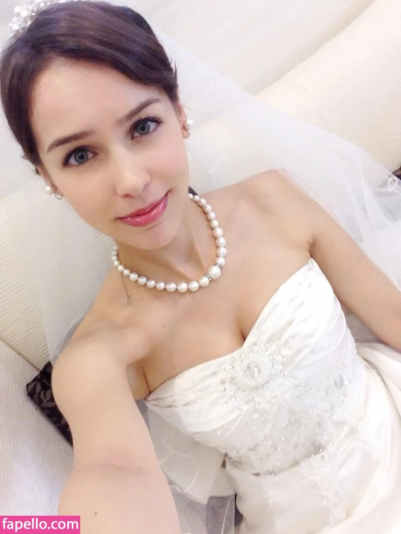 Stefanie Joosten Onlyfans Photo Gallery 