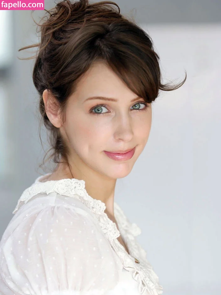 Stefanie Joosten Onlyfans Photo Gallery 