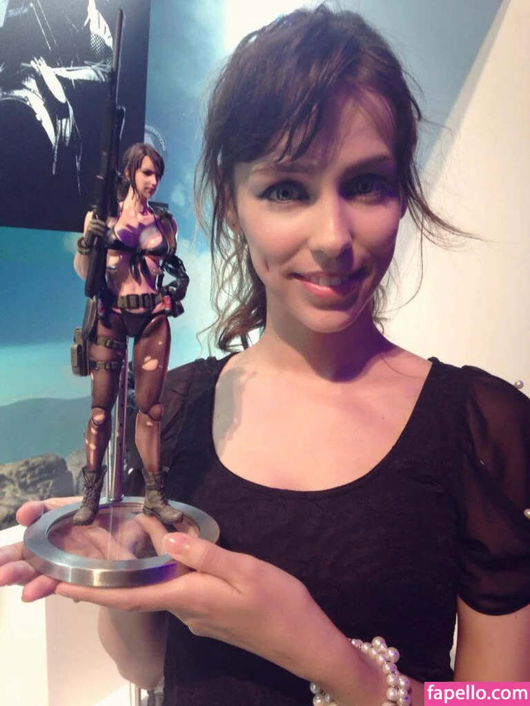 Stefanie Joosten Onlyfans Photo Gallery 