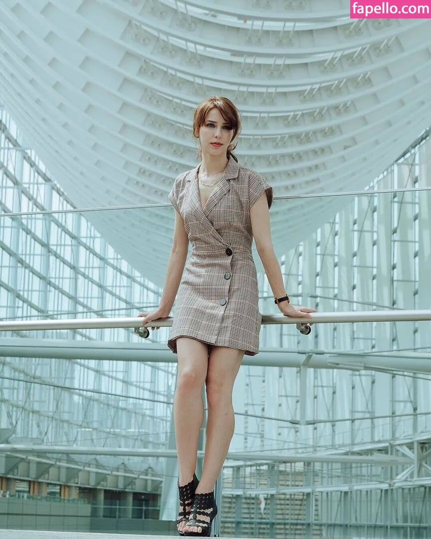 Stefanie Joosten Onlyfans Photo Gallery 