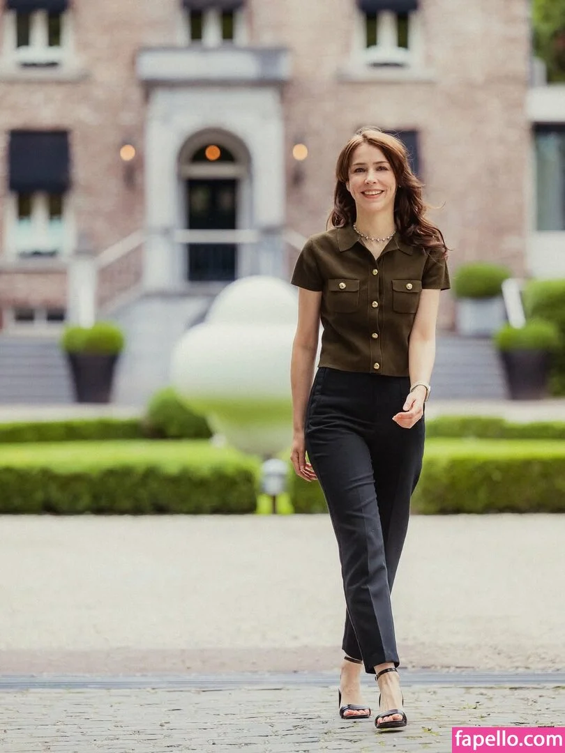 Stefanie Joosten Onlyfans Photo Gallery 