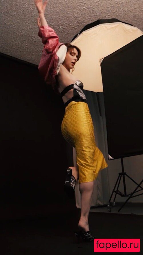 Stefanie Joosten Onlyfans Photo Gallery 