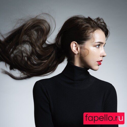 Stefanie Joosten Onlyfans Photo Gallery 