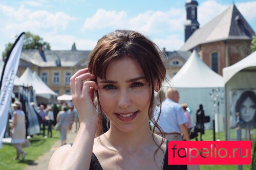 Stefanie Joosten Nude Onlyfans Photo 38