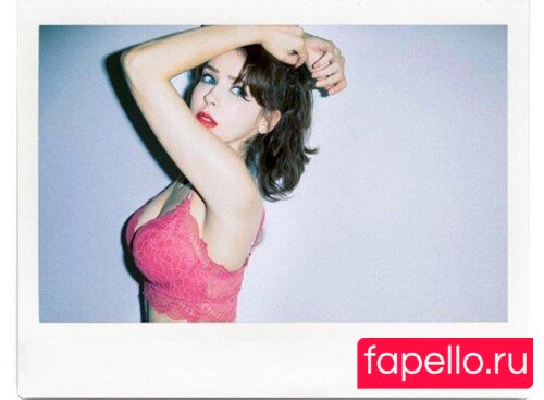 Stefanie Joosten Onlyfans Photo Gallery 