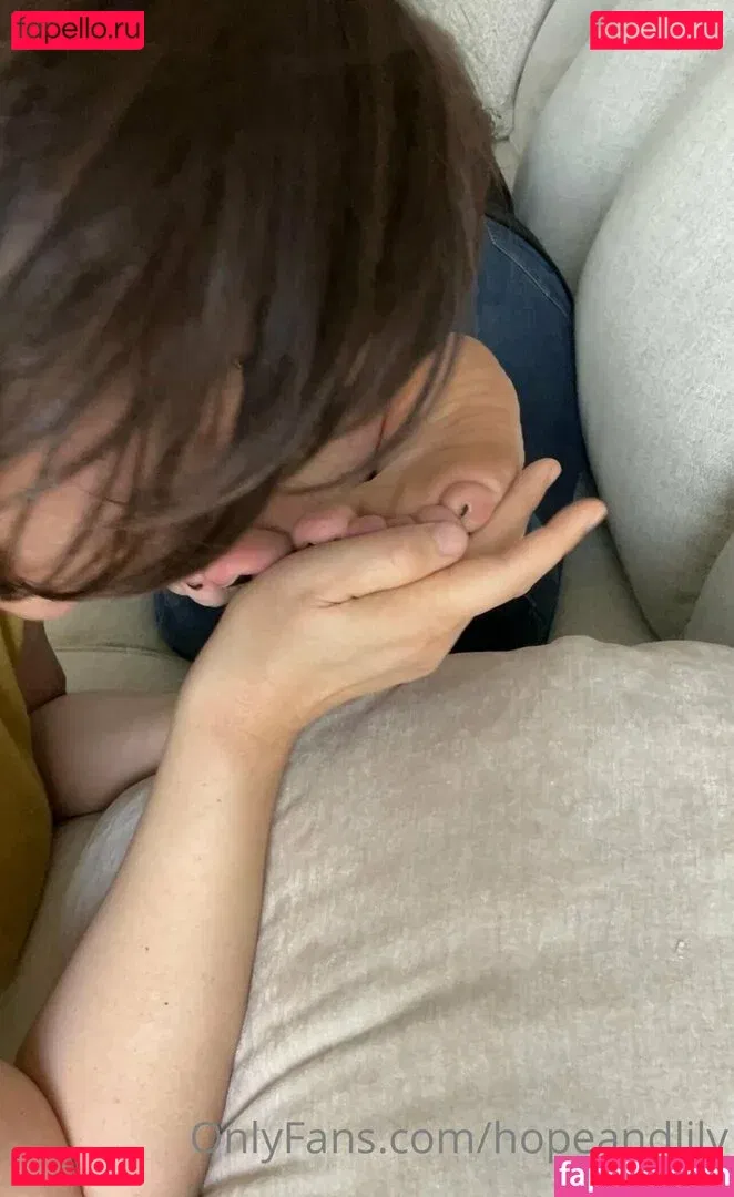 hopeandlily Onlyfans Photo Gallery 