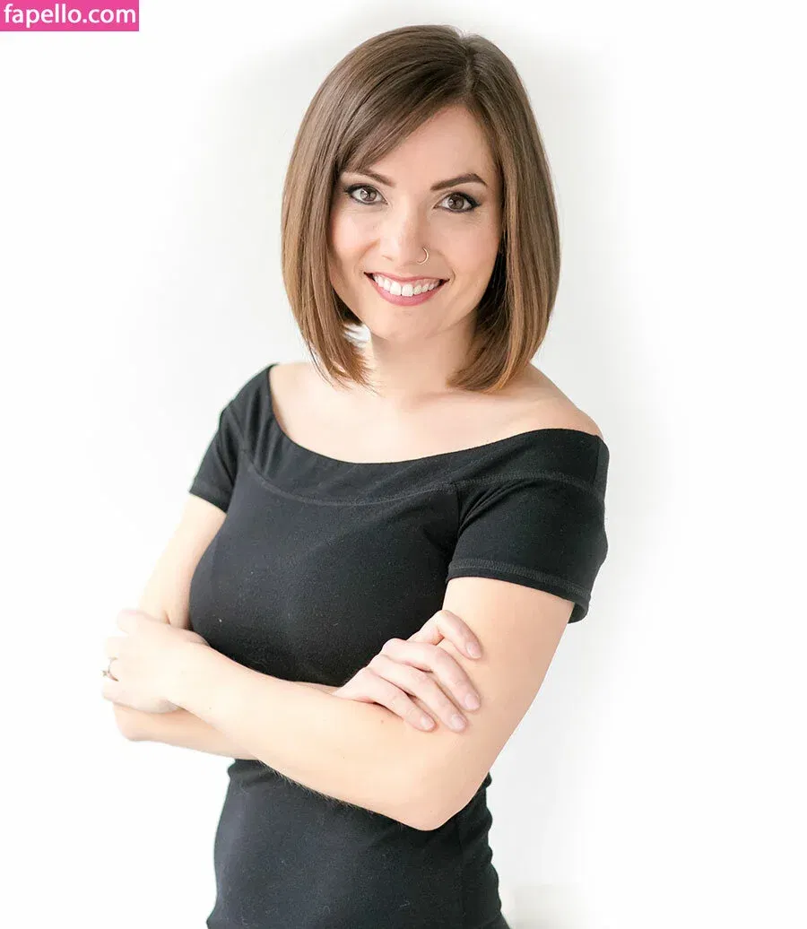 nikolemitchell Onlyfans Photo Gallery 