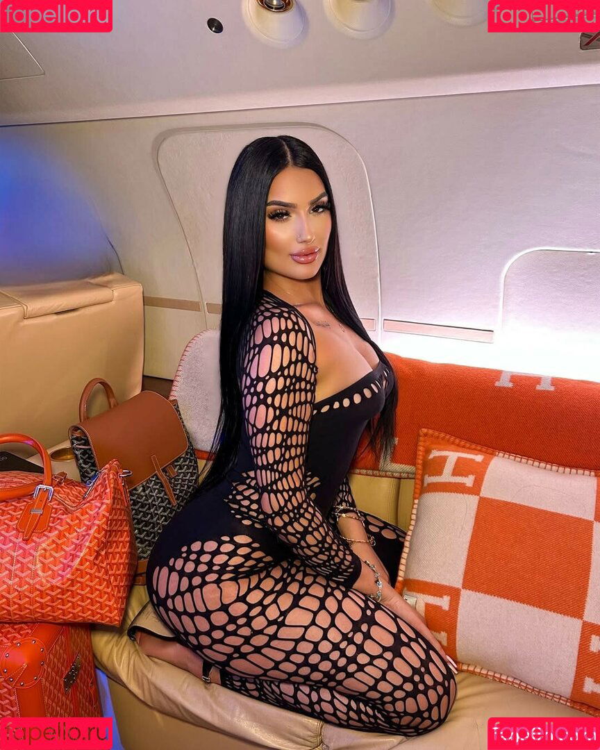 xvx.dianaa Onlyfans Photo Gallery 