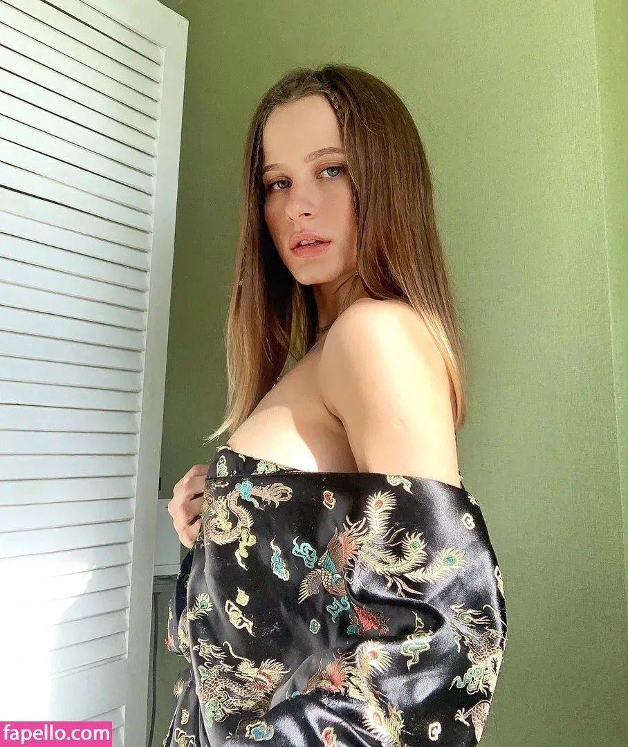 Toma Efremova Onlyfans Photo Gallery 