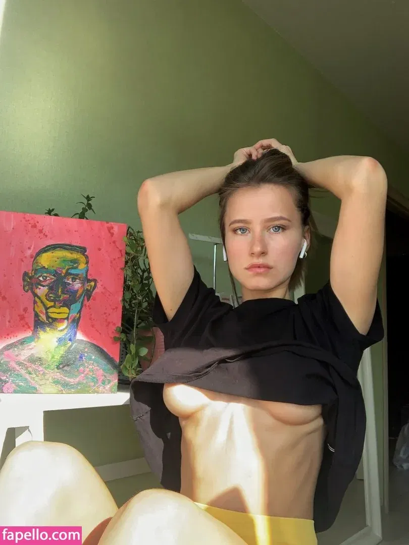 Toma Efremova Onlyfans Photo Gallery 