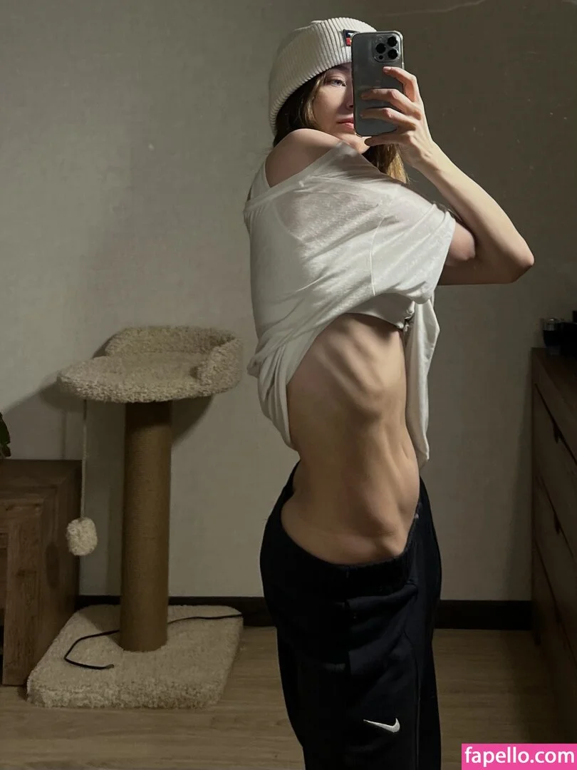 Toma Efremova Onlyfans Photo Gallery 