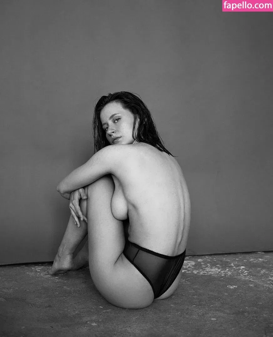 Toma Efremova Onlyfans Photo Gallery 