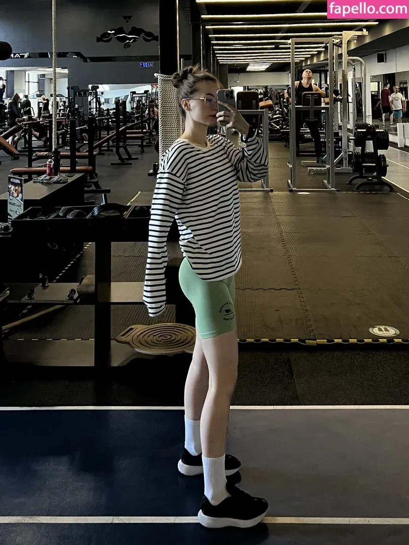 Toma Efremova Onlyfans Photo Gallery 