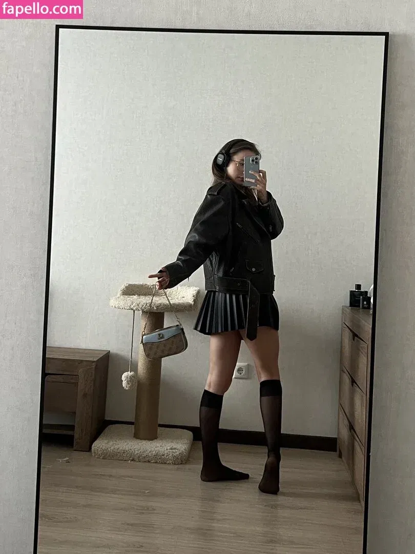 Toma Efremova Onlyfans Photo Gallery 