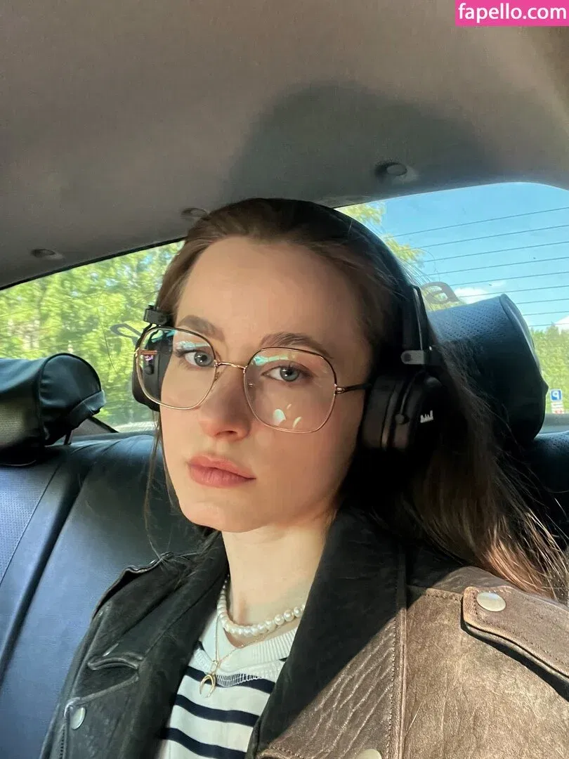 Toma Efremova Onlyfans Photo Gallery 