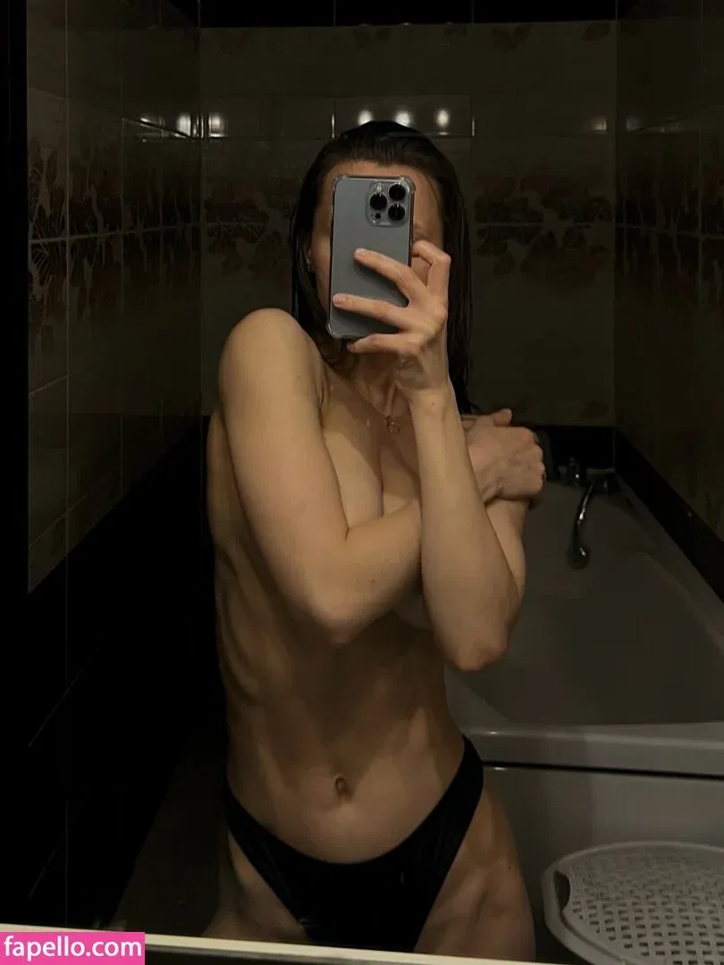 Toma Efremova Onlyfans Photo Gallery 