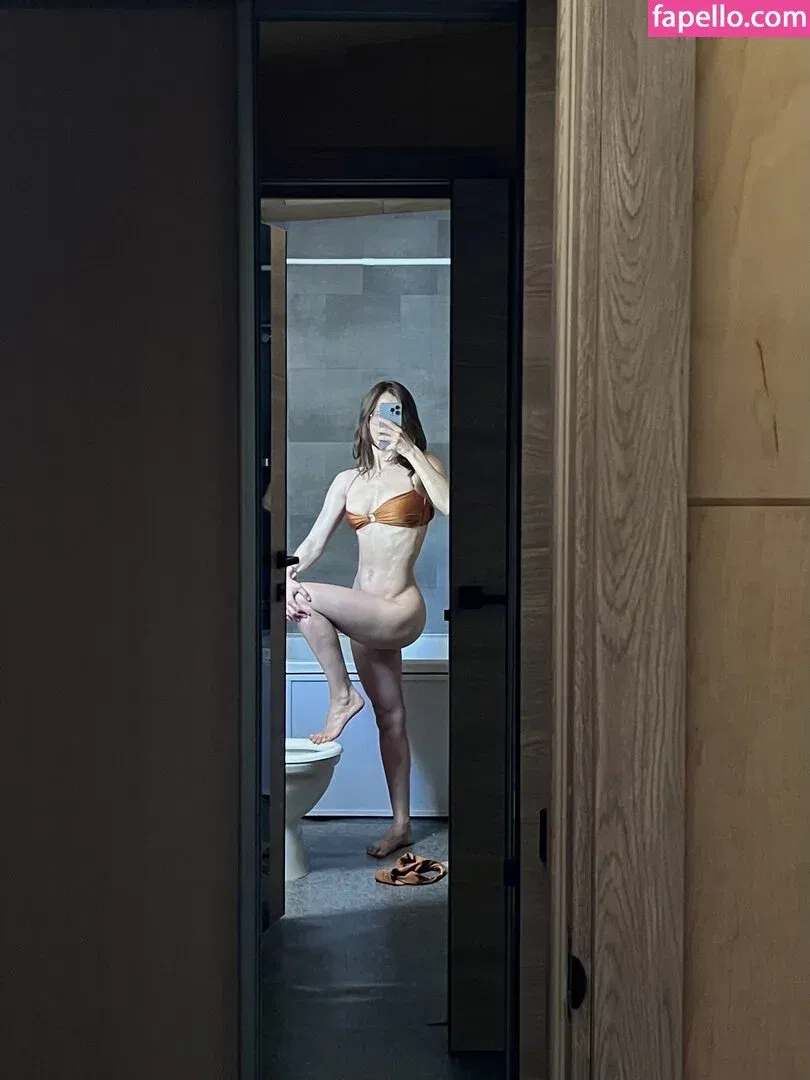 Toma Efremova Onlyfans Photo Gallery 