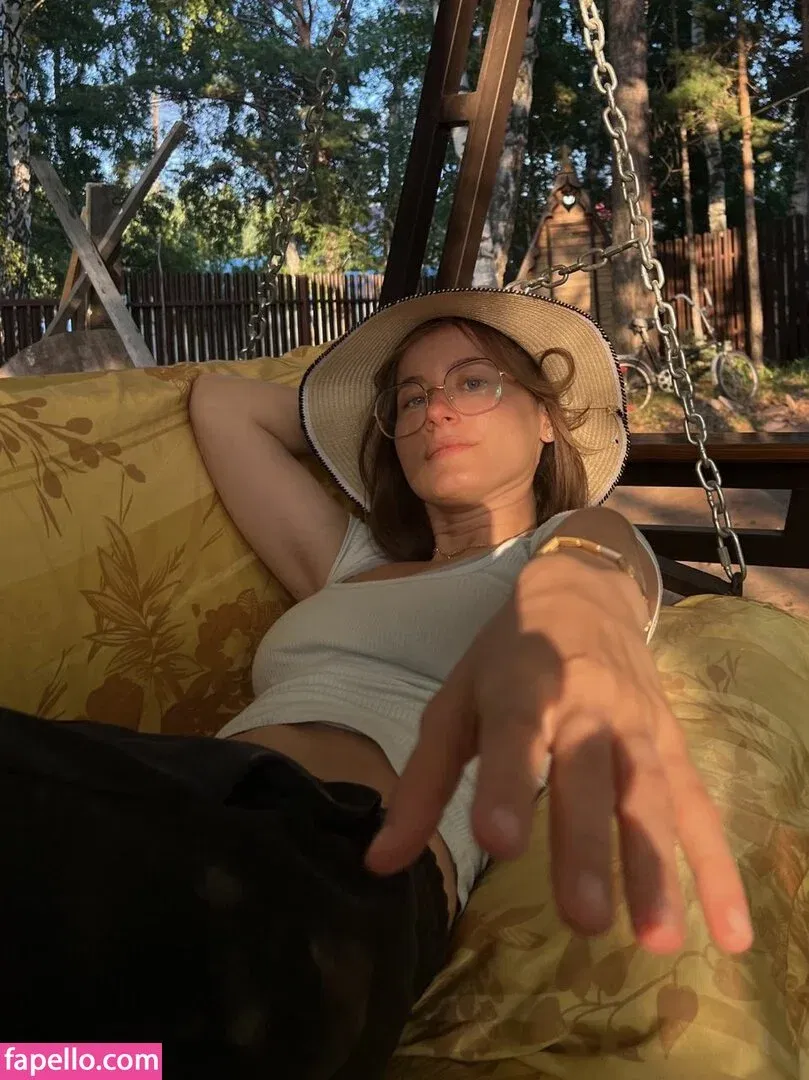 Toma Efremova Onlyfans Photo Gallery 