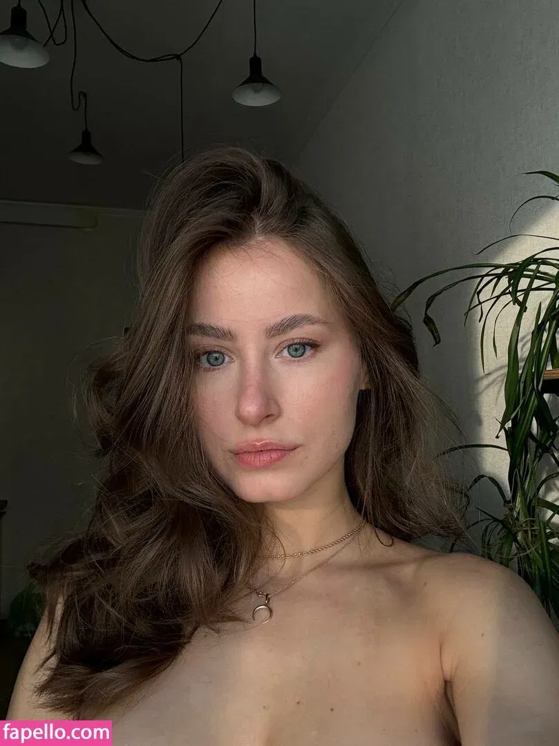 Toma Efremova Onlyfans Photo Gallery 