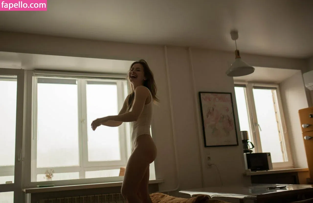 Toma Efremova Onlyfans Photo Gallery 