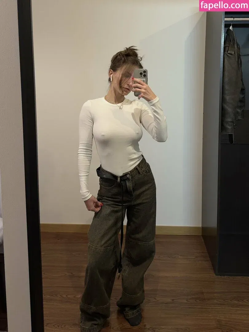 Toma Efremova Onlyfans Photo Gallery 