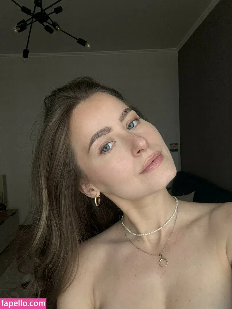 Toma Efremova Onlyfans Photo Gallery 