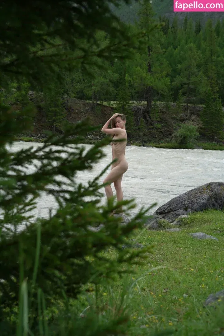 Toma Efremova Onlyfans Photo Gallery 