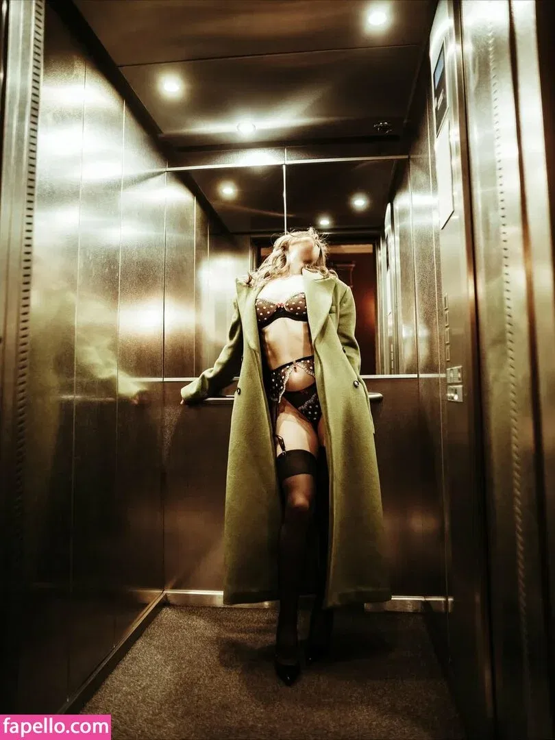 Toma Efremova Onlyfans Photo Gallery 