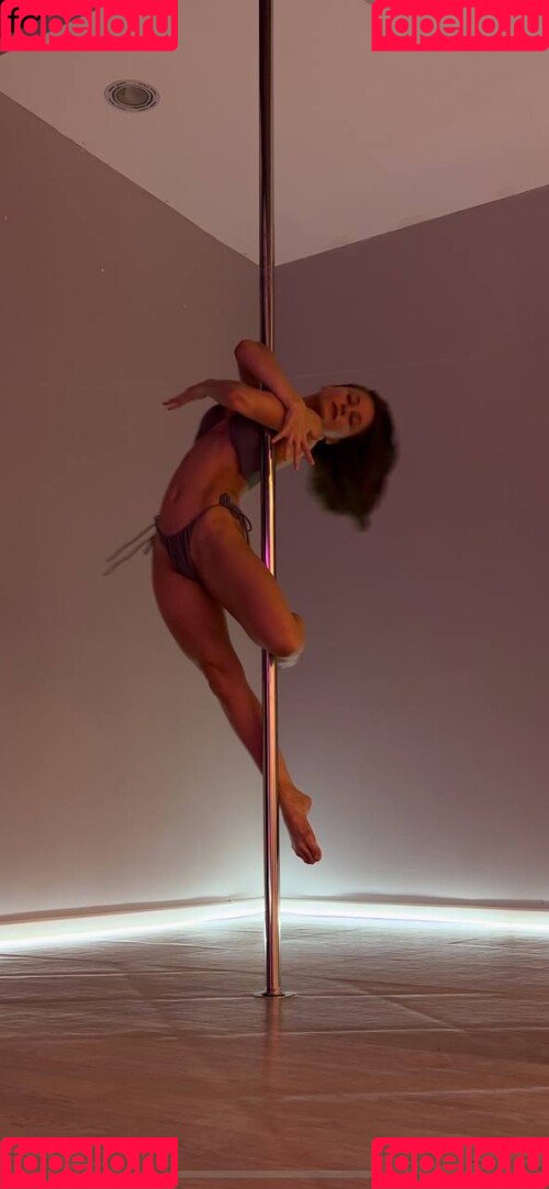 Toma Efremova Onlyfans Photo Gallery 