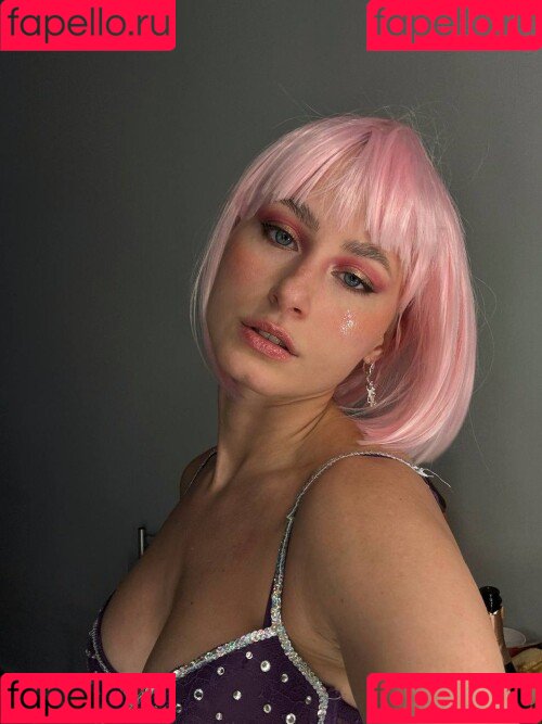 Toma Efremova Onlyfans Photo Gallery 