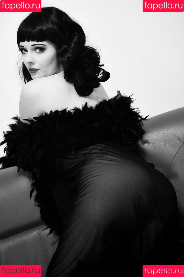 XxkikirosexX Onlyfans Photo Gallery 