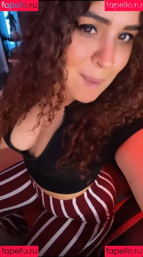JustYeliz Onlyfans Photo Gallery 