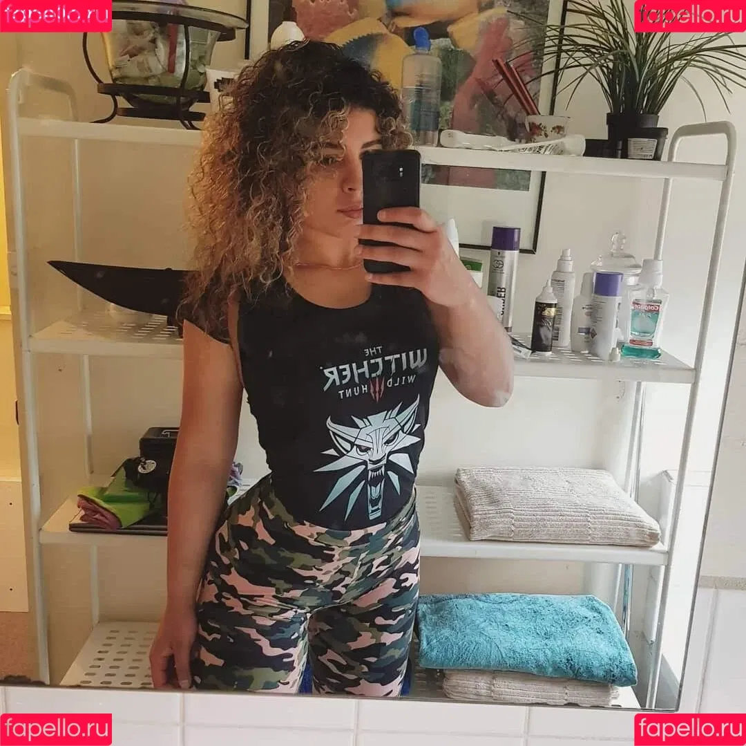 JustYeliz Onlyfans Photo Gallery 