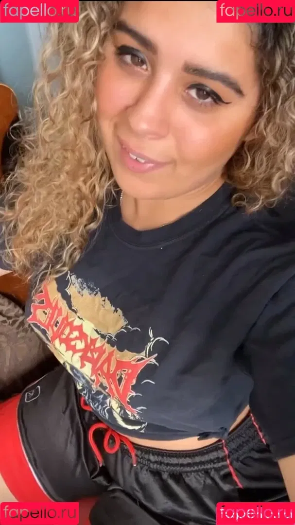 JustYeliz Onlyfans Photo Gallery 