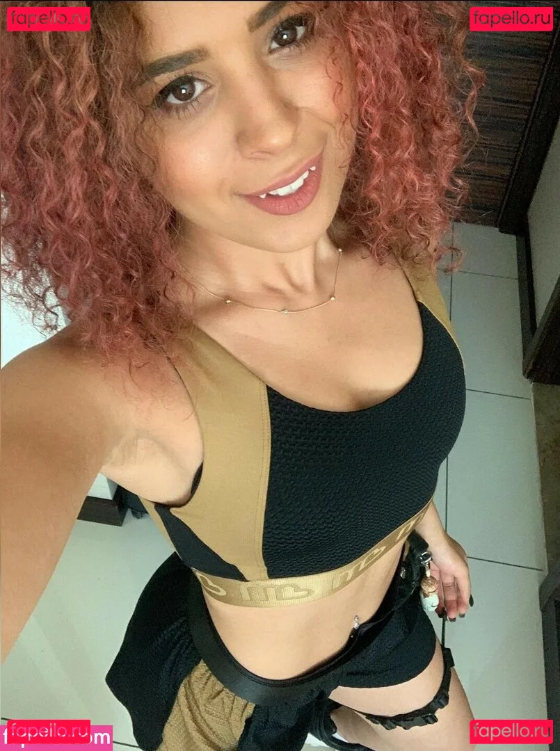 JustYeliz Onlyfans Photo Gallery 