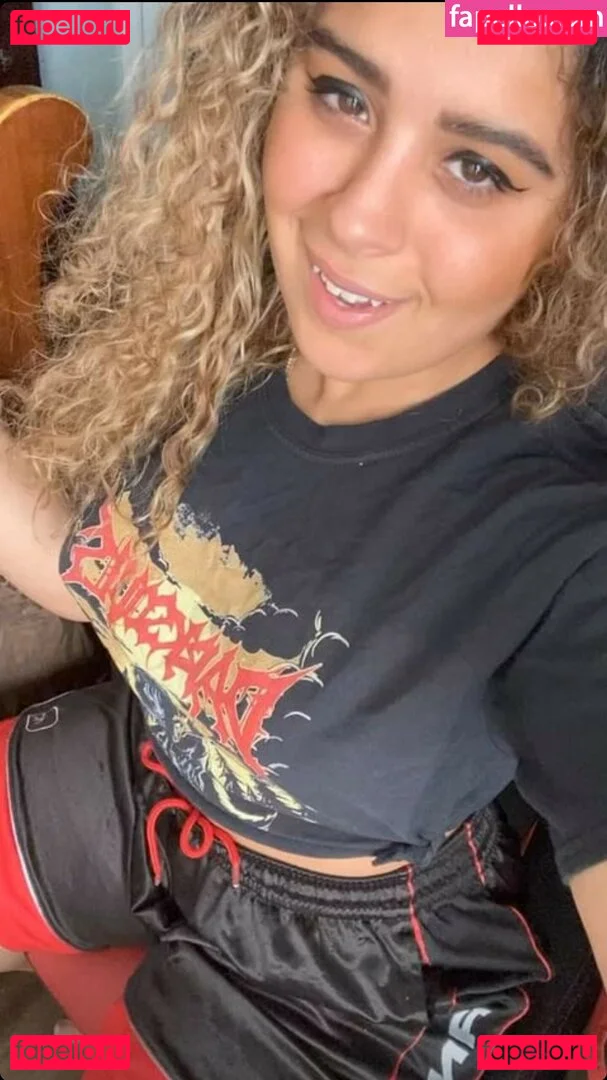 JustYeliz Onlyfans Photo Gallery 