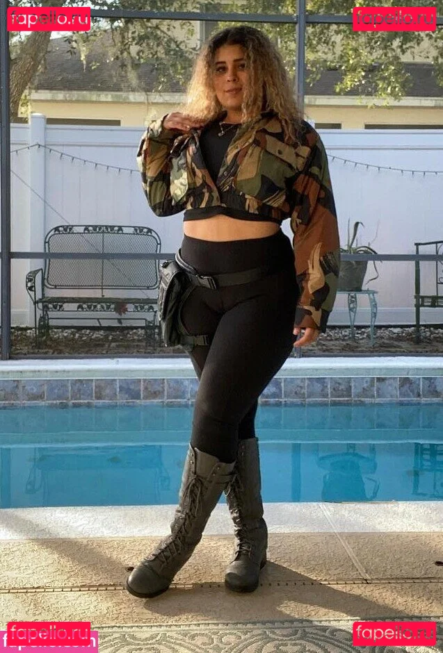 JustYeliz Onlyfans Photo Gallery 