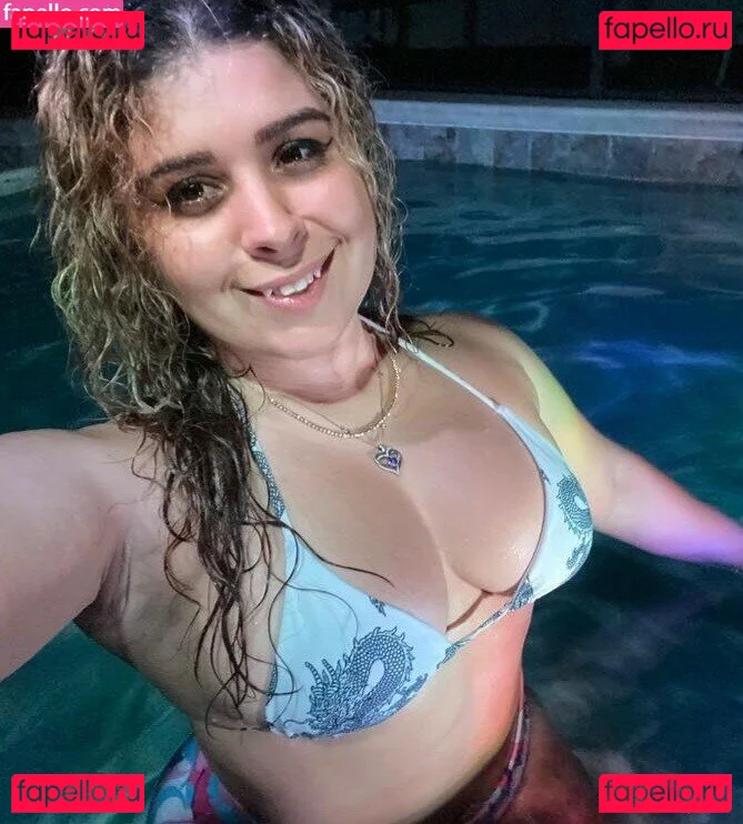 JustYeliz Onlyfans Photo Gallery 