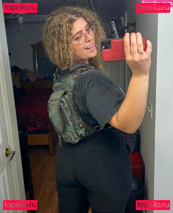 JustYeliz Onlyfans Photo Gallery 