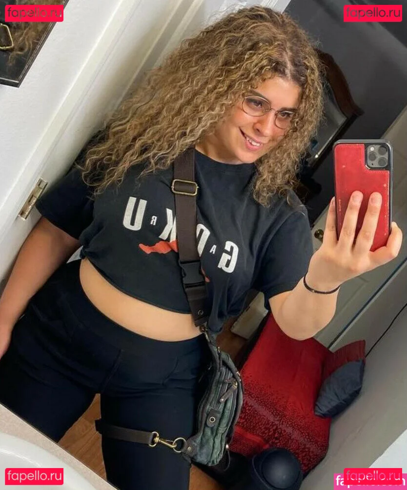 JustYeliz Onlyfans Photo Gallery 