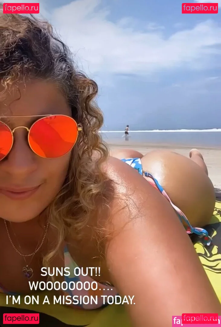 JustYeliz Onlyfans Photo Gallery 