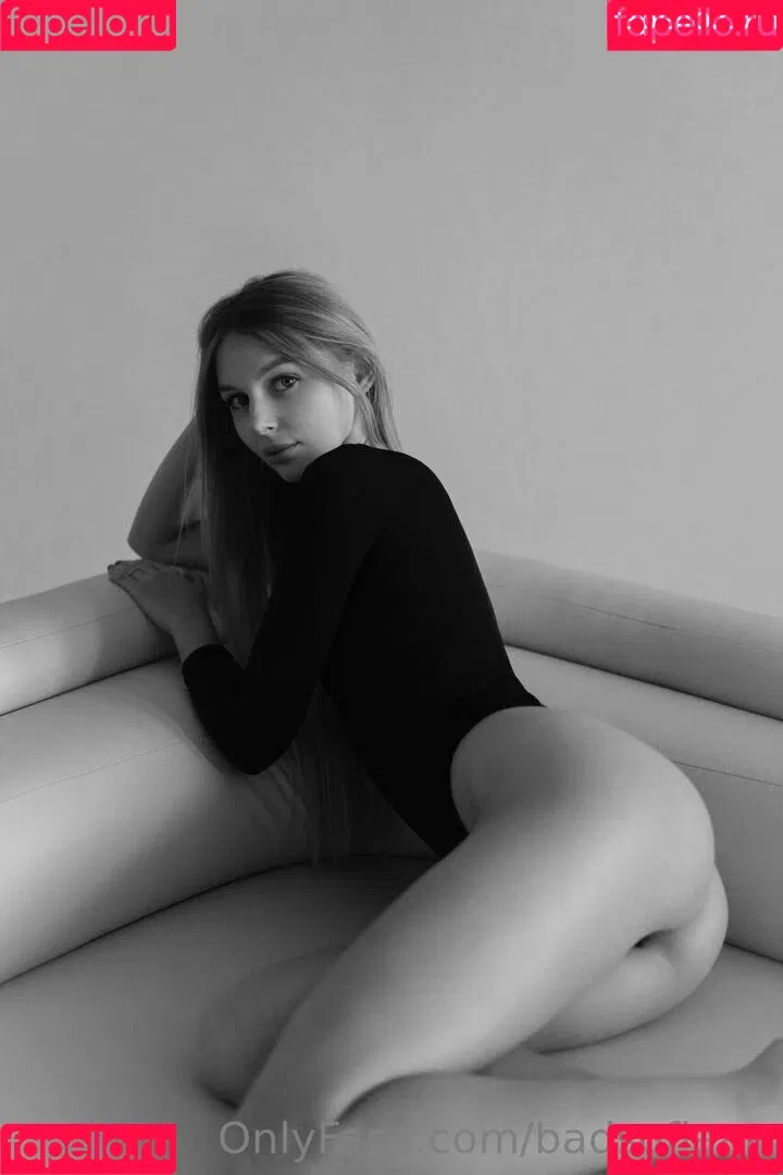 badsofiaaa Onlyfans Photo Gallery 