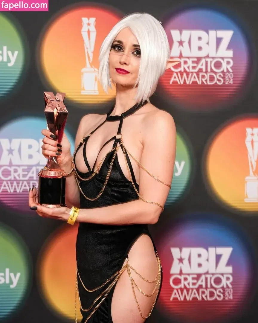 Aery Tiefling Onlyfans Photo Gallery 