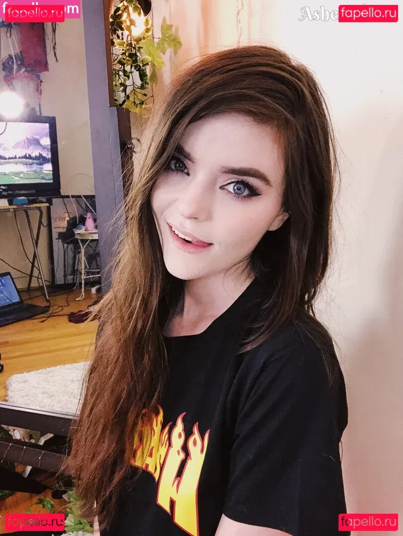 akaneararagii Onlyfans Photo Gallery 